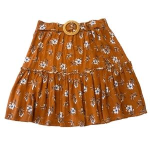 🤩 SALE Boho Floral Skirt Size: M